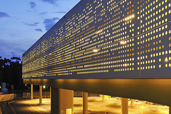 Gine-ginen Aluminum Perforated Panel Facade Hotel